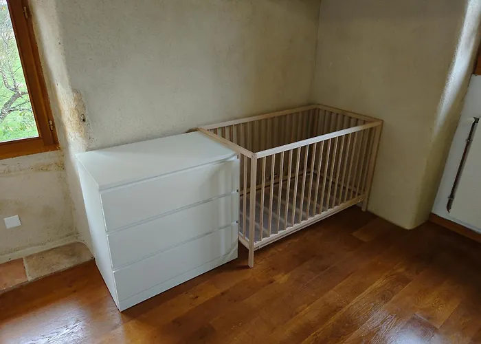 Valades - Avec Piscine Et Vue 펜션