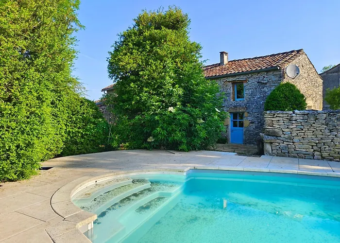 펜션 Valades - Avec Piscine Et Vue *